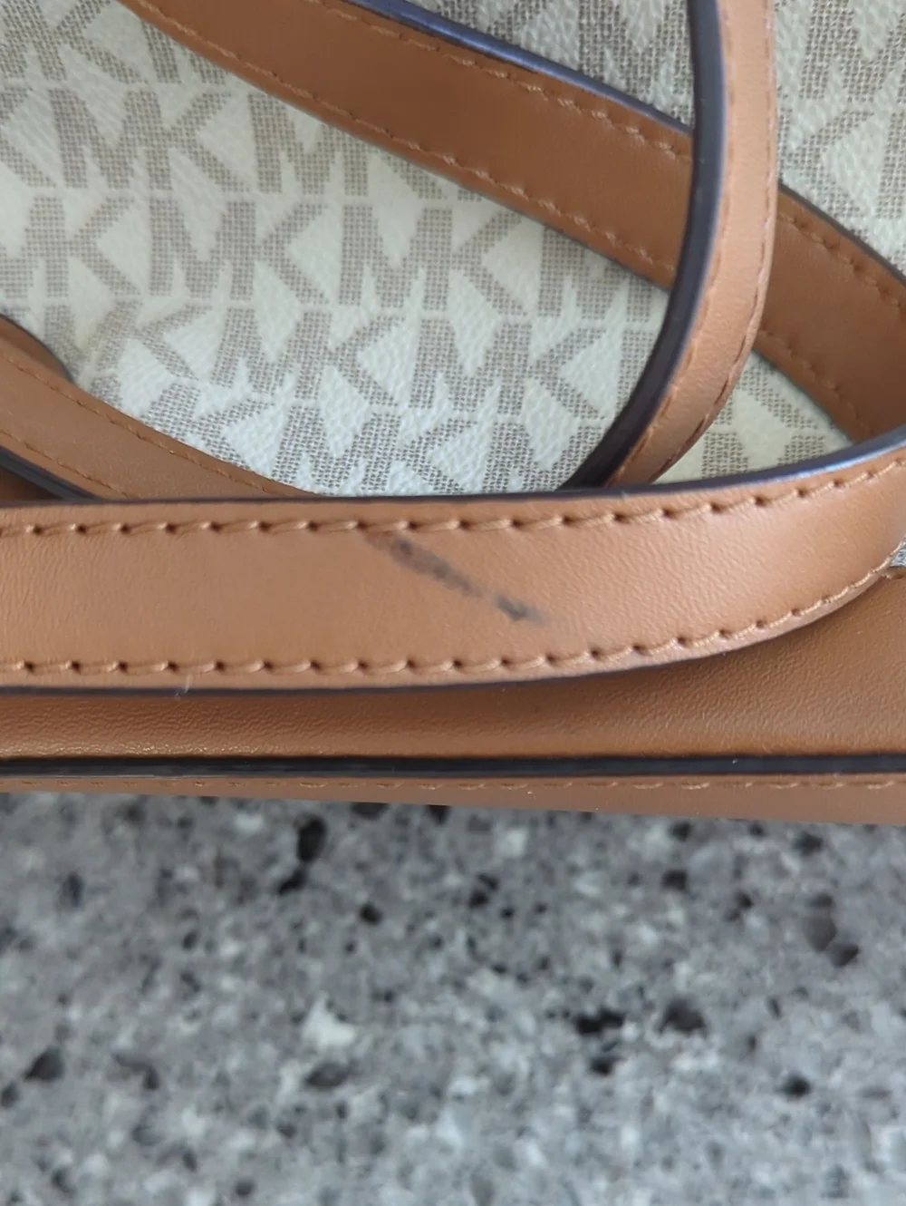 Michael Kors Harrison Medium Logo Backpack In Vanilla/Acorn